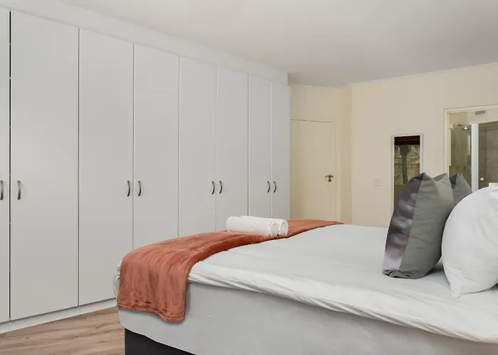 Island Club Luxury Apartments